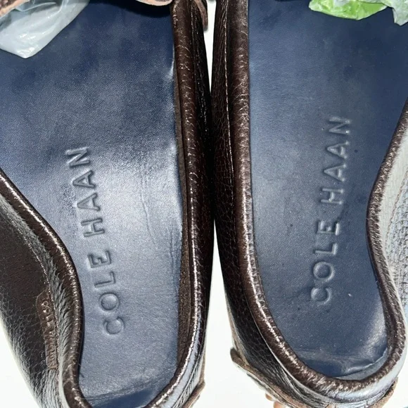 Cole Haan Provincetown Chocolate Brown
Pebbled Leather Drivers - Picture 13 of 17